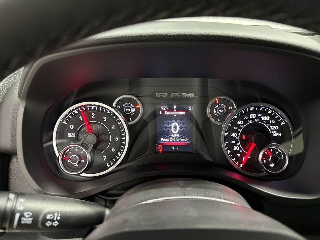 2026 RAM Ram 1500 RAM 1500 LONE STAR CREW CAB 4X4 5'7' BOX