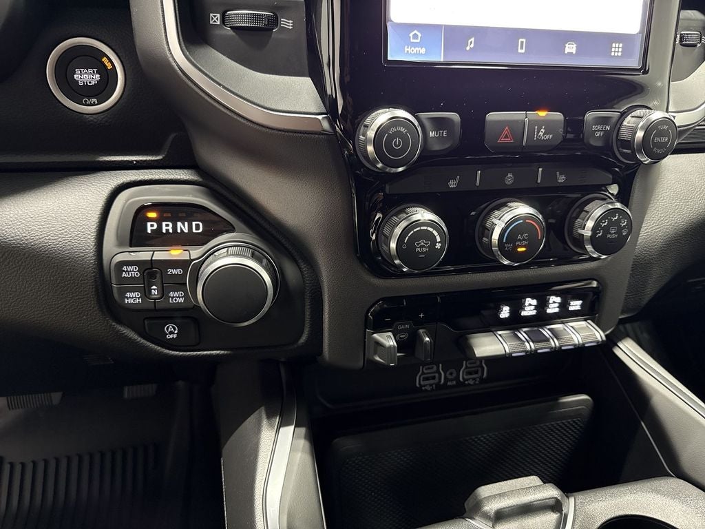 2026 RAM Ram 1500 RAM 1500 LONE STAR CREW CAB 4X4 5'7' BOX