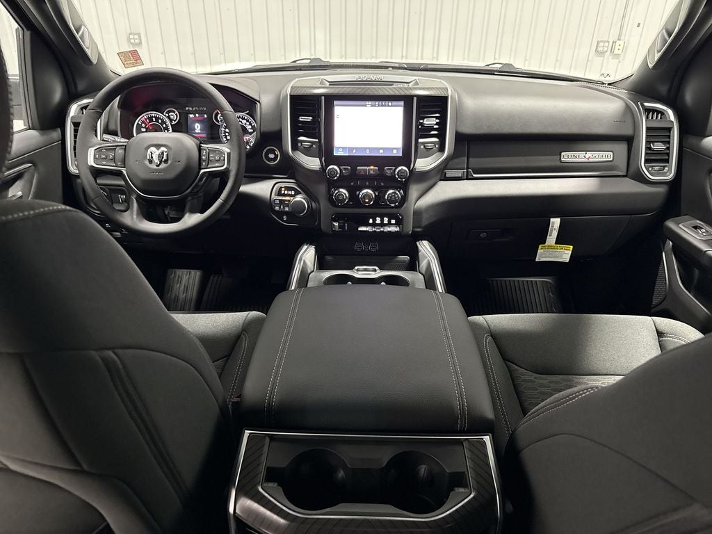 2026 RAM Ram 1500 RAM 1500 LONE STAR CREW CAB 4X4 5'7' BOX