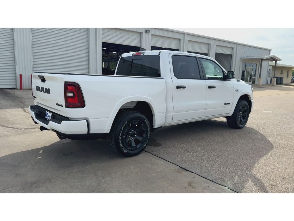 2026 RAM Ram 1500 RAM 1500 LONE STAR CREW CAB 4X4 5'7' BOX