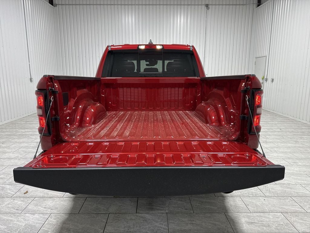 2026 RAM Ram 1500 RAM 1500 LONE STAR CREW CAB 4X4 5'7' BOX