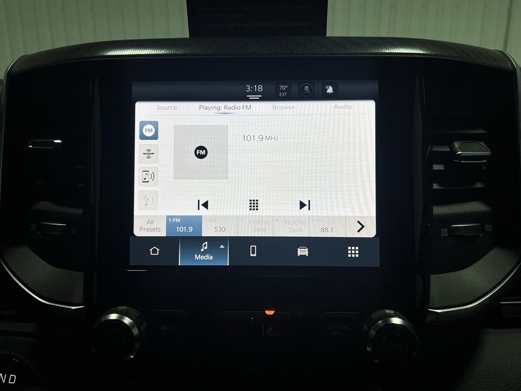 2026 RAM Ram 1500 RAM 1500 LONE STAR CREW CAB 4X4 5'7' BOX