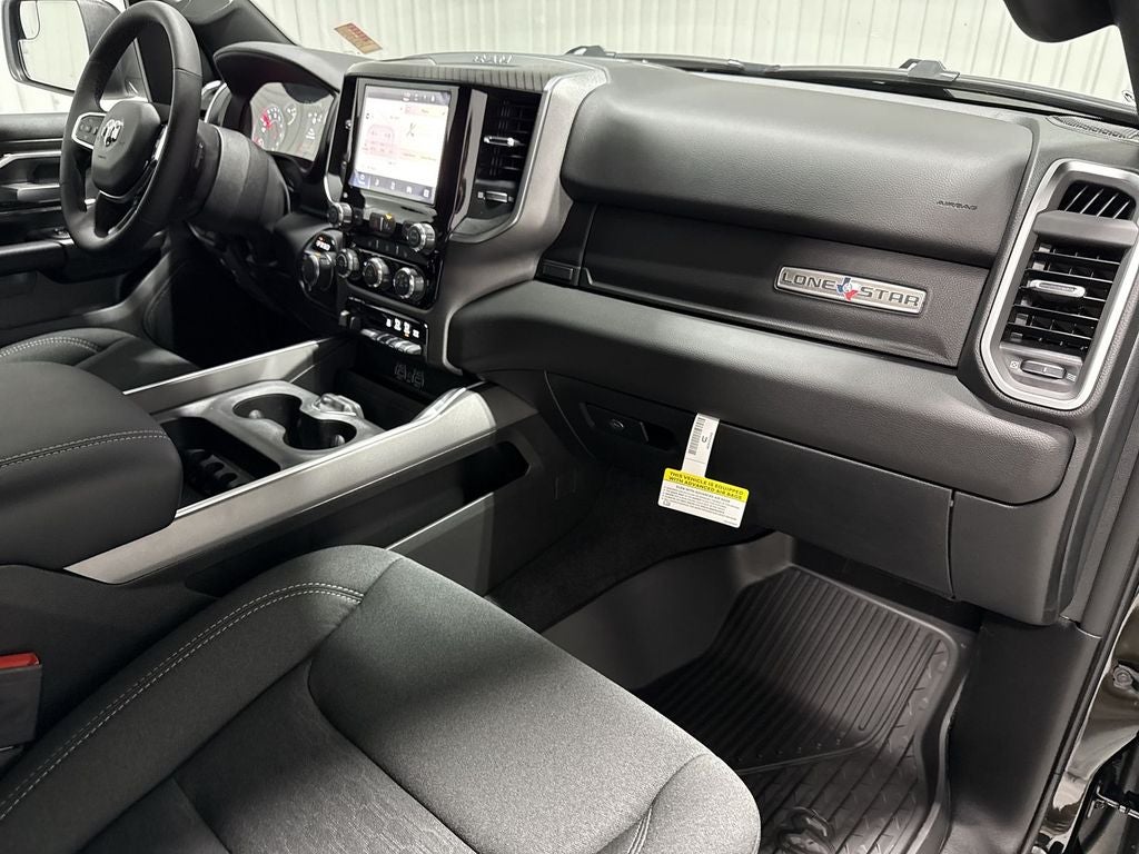 2026 RAM Ram 1500 RAM 1500 LONE STAR CREW CAB 4X4 5'7' BOX