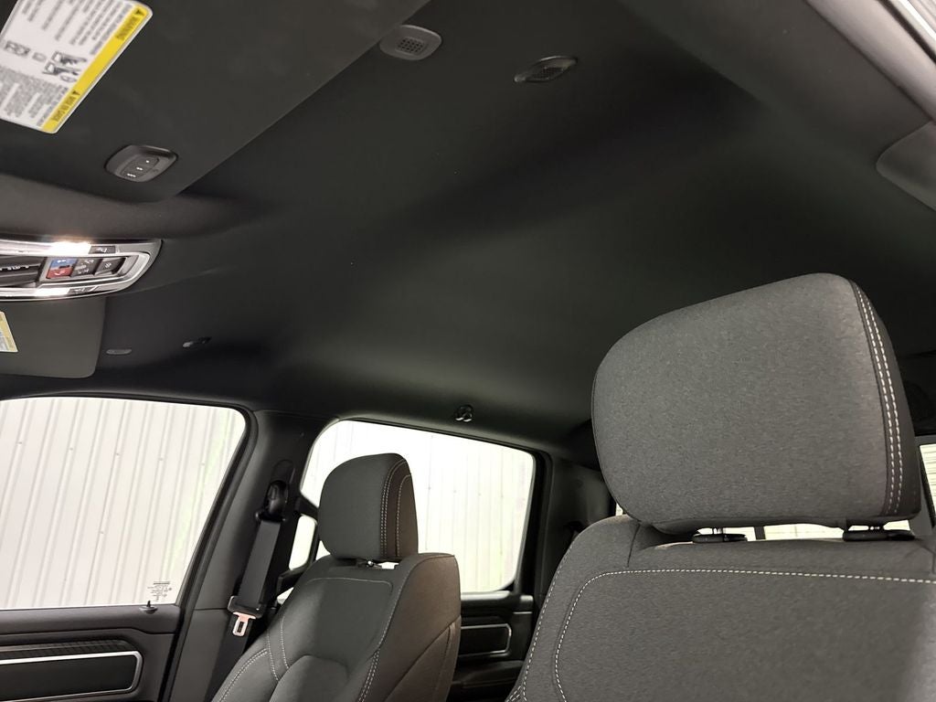 2026 RAM Ram 1500 RAM 1500 LONE STAR CREW CAB 4X4 5'7' BOX