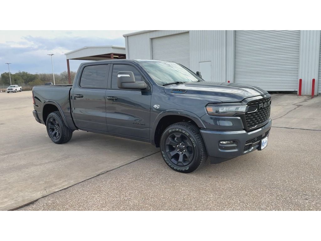 2026 RAM Ram 1500 RAM 1500 LONE STAR CREW CAB 4X4 5'7' BOX