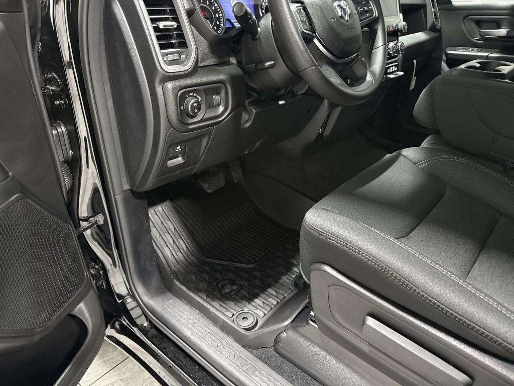 2026 RAM Ram 1500 RAM 1500 WARLOCK CREW CAB 4X4 5'7' BOX
