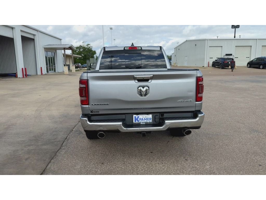 2021 RAM 1500 Laramie Crew Cab 4x4 5'7' Box