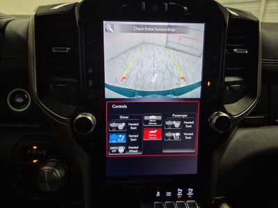 2019 RAM 1500 Laramie Crew Cab 4x4 5'7' Box