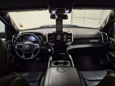 2019 RAM 1500 Laramie Crew Cab 4x4 5'7' Box