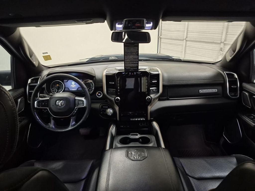 2019 RAM 1500 Laramie Crew Cab 4x4 5'7' Box