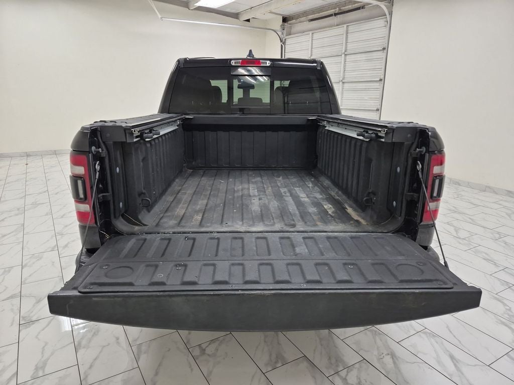 2019 RAM 1500 Laramie Crew Cab 4x4 5'7' Box