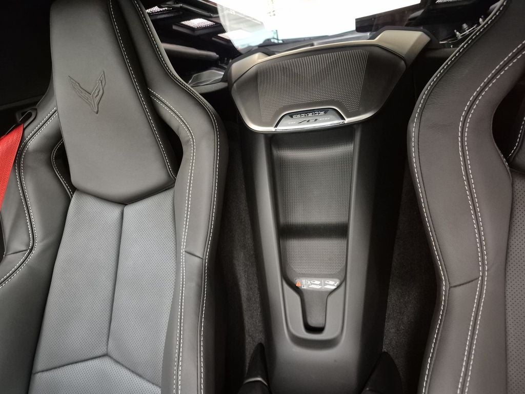 2023 Chevrolet Corvette Stingray RWD Coupe 2LT