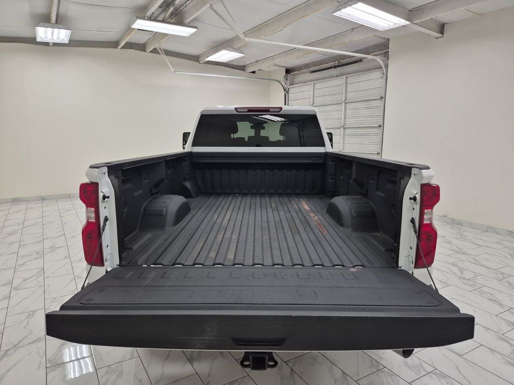 2025 Chevrolet Silverado 3500HD 4WD Crew Cab Long Bed Work Truck