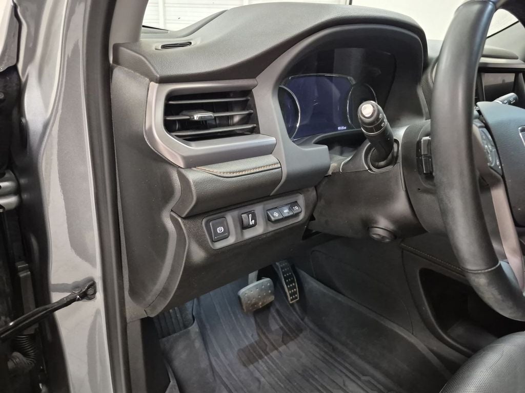 2023 GMC Acadia AWD AT4