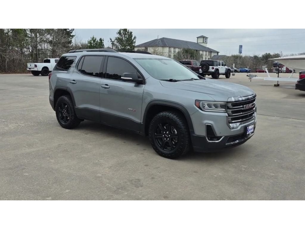 2023 GMC Acadia AWD AT4