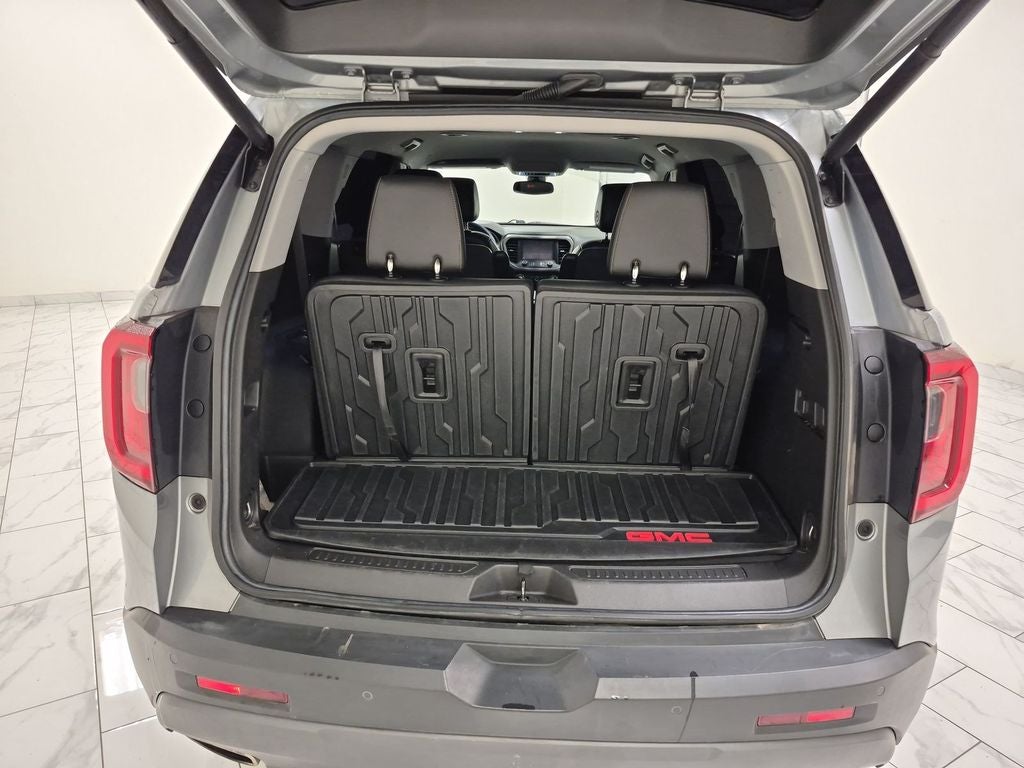 2023 GMC Acadia AWD AT4