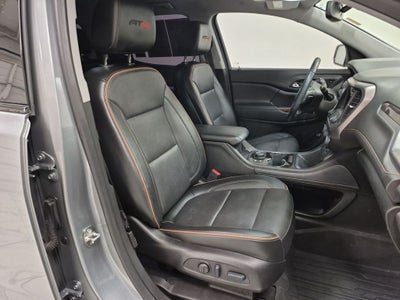 2023 GMC Acadia AWD AT4