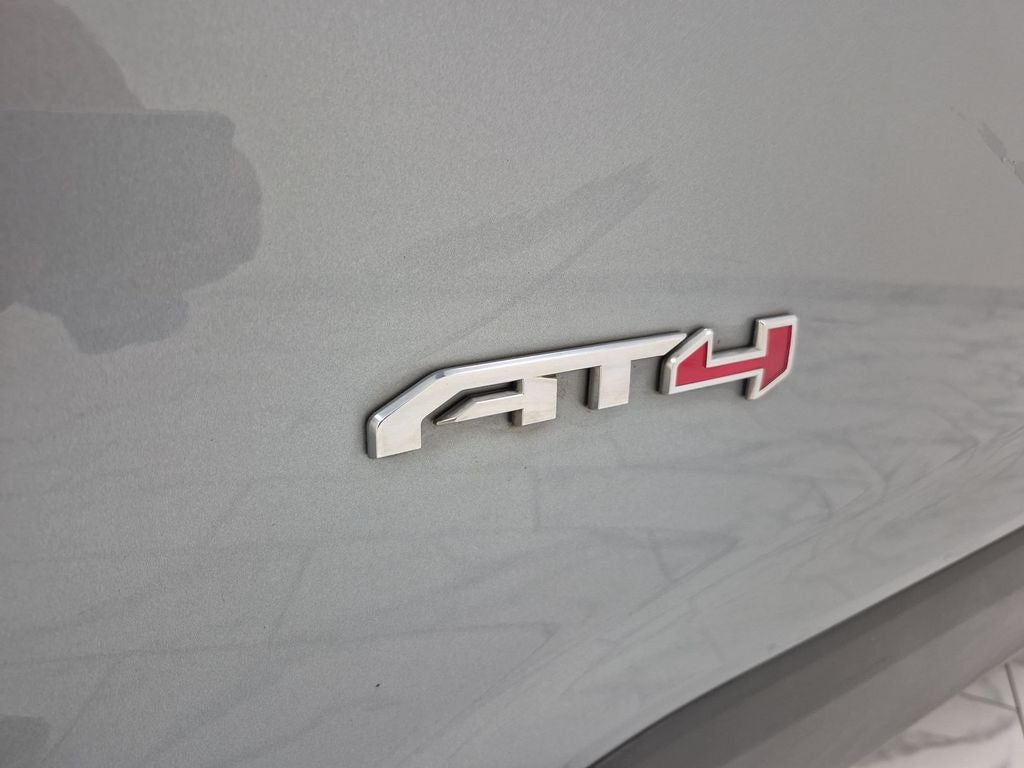 2023 GMC Acadia AWD AT4