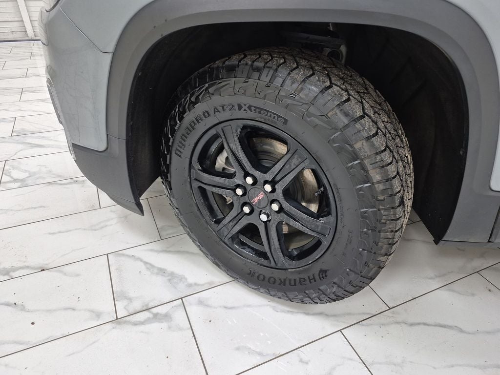 2023 GMC Acadia AWD AT4