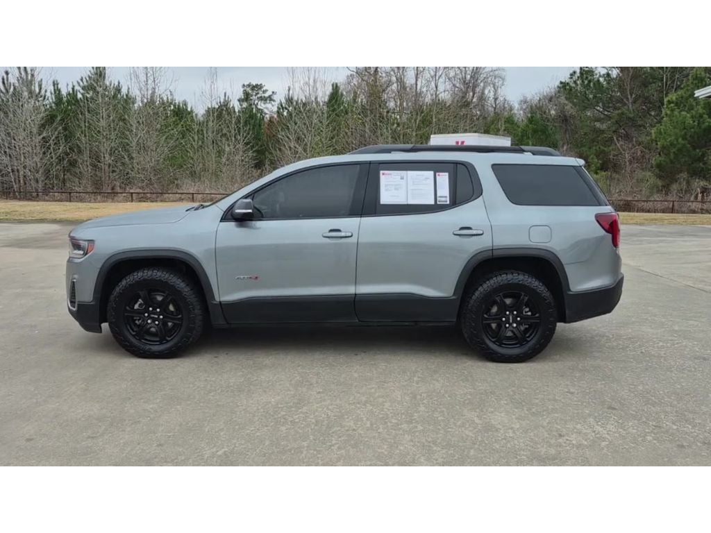 2023 GMC Acadia AWD AT4