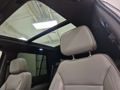 2021 GMC Yukon 2WD SLT