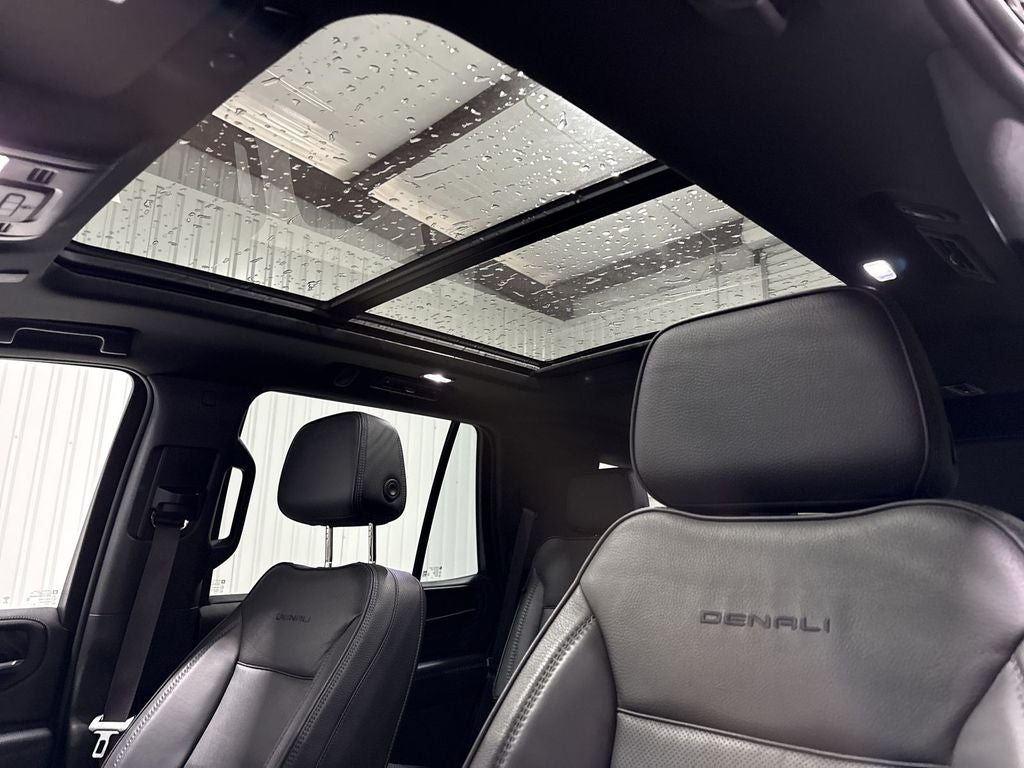 2023 GMC Yukon 4WD Denali
