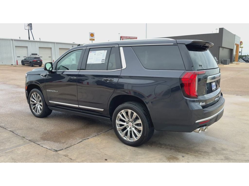 2023 GMC Yukon 4WD Denali