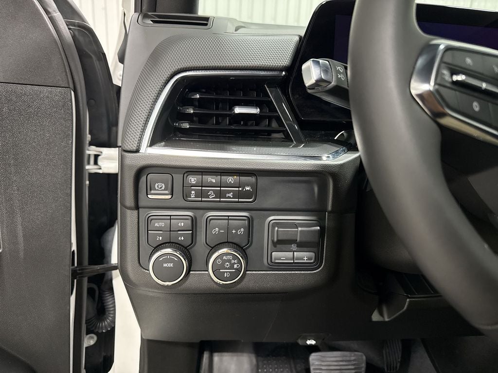 2025 Chevrolet Tahoe 4WD RST