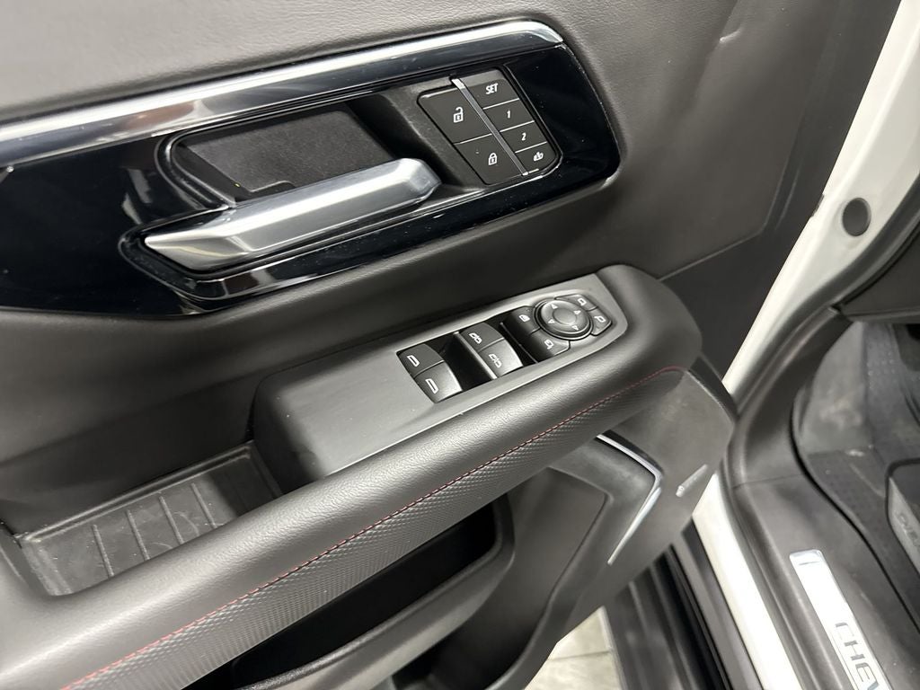 2025 Chevrolet Tahoe 4WD RST