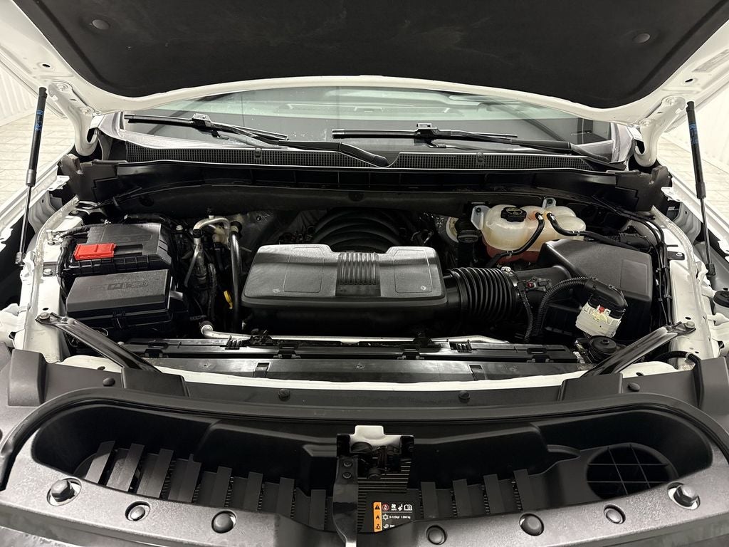 2025 Chevrolet Tahoe 4WD RST