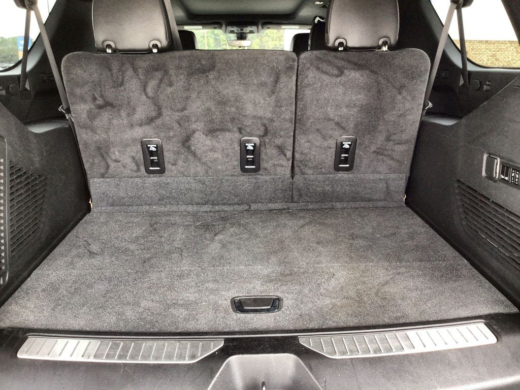 2022 Chevrolet Suburban 4WD High Country