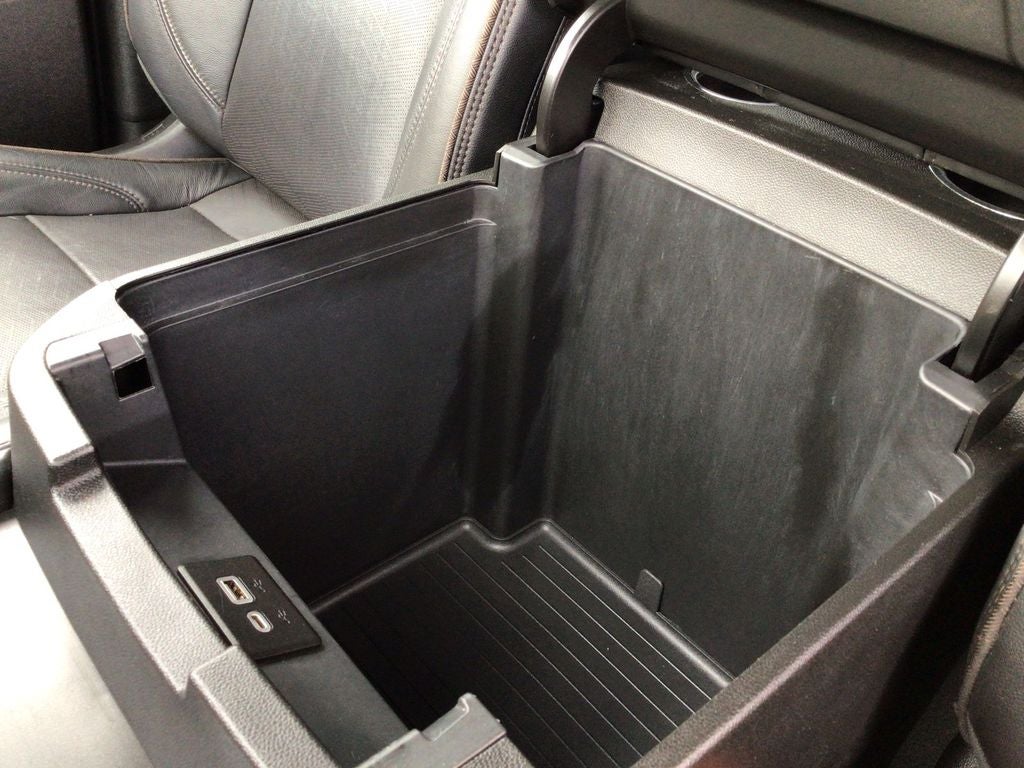 2022 Chevrolet Suburban 4WD High Country