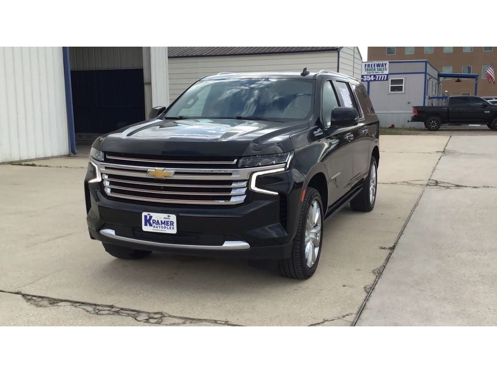 2022 Chevrolet Suburban 4WD High Country