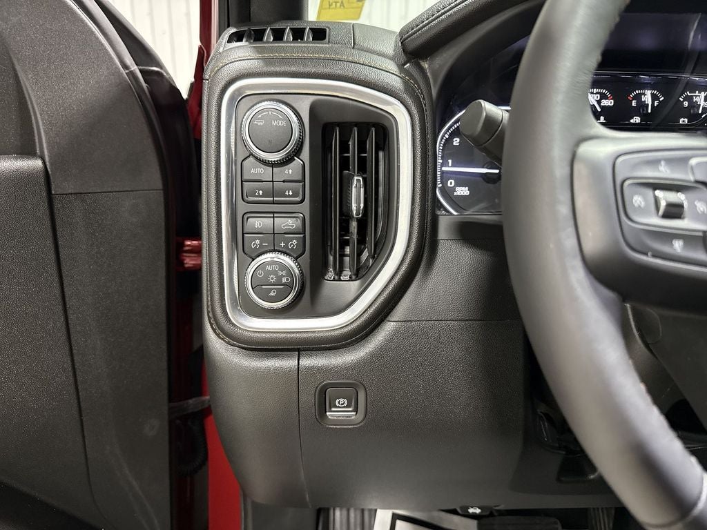 2022 GMC Sierra 2500HD 4WD Crew Cab Standard Bed AT4