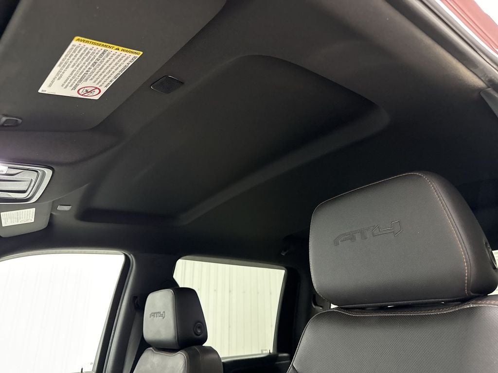 2022 GMC Sierra 2500HD 4WD Crew Cab Standard Bed AT4