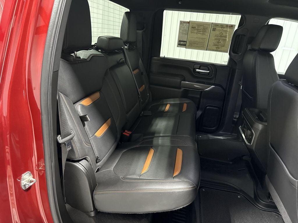 2022 GMC Sierra 2500HD 4WD Crew Cab Standard Bed AT4