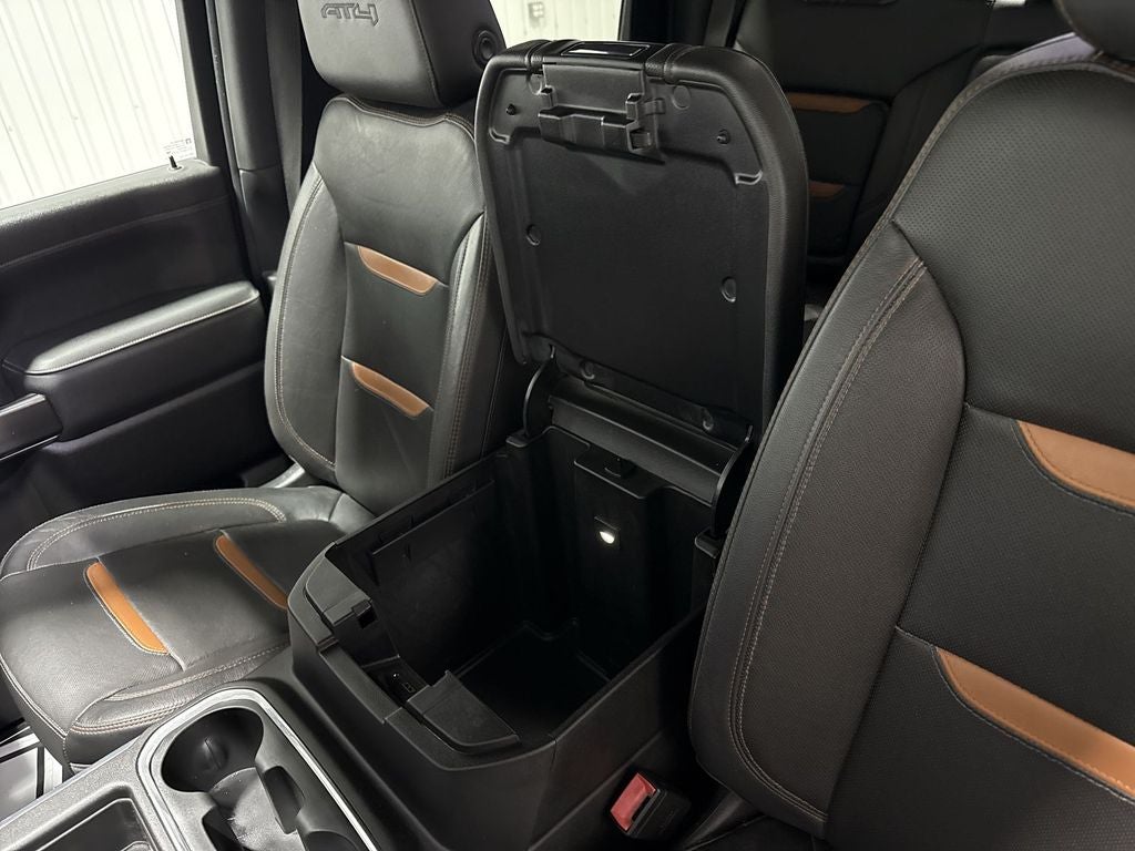 2022 GMC Sierra 2500HD 4WD Crew Cab Standard Bed AT4