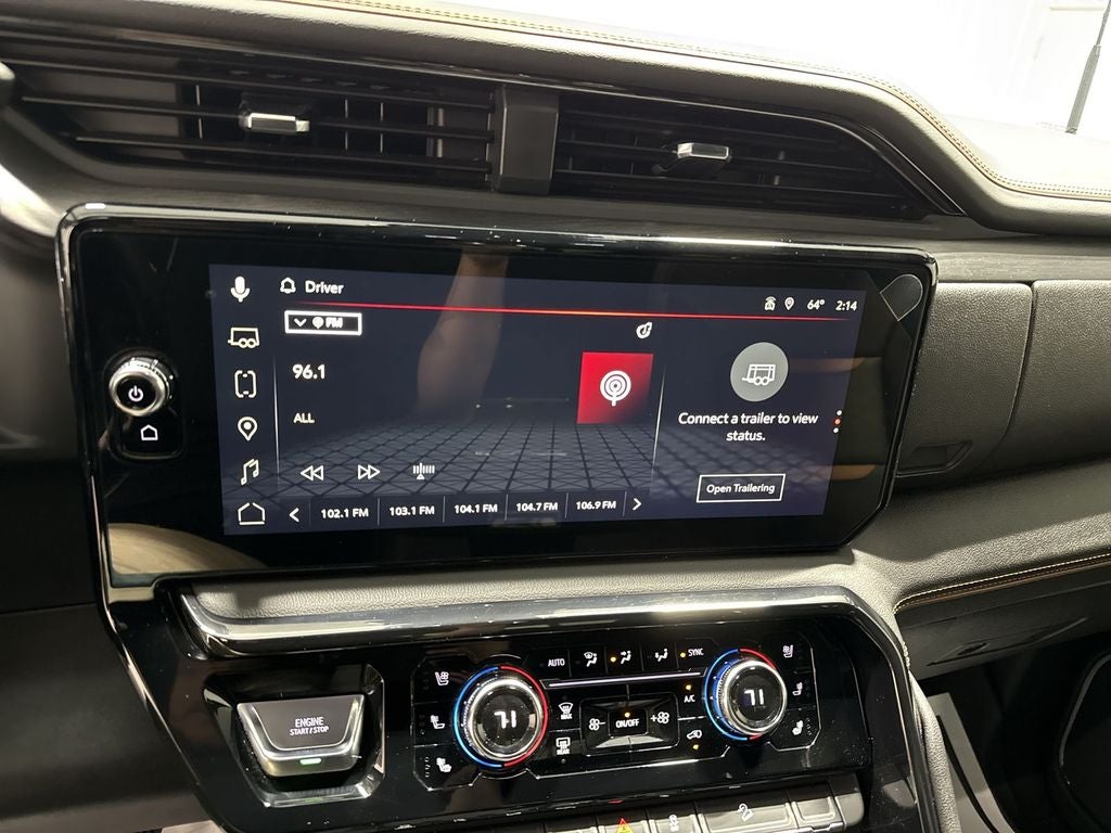 2024 GMC Sierra 2500HD 4WD Crew Cab Standard Bed AT4