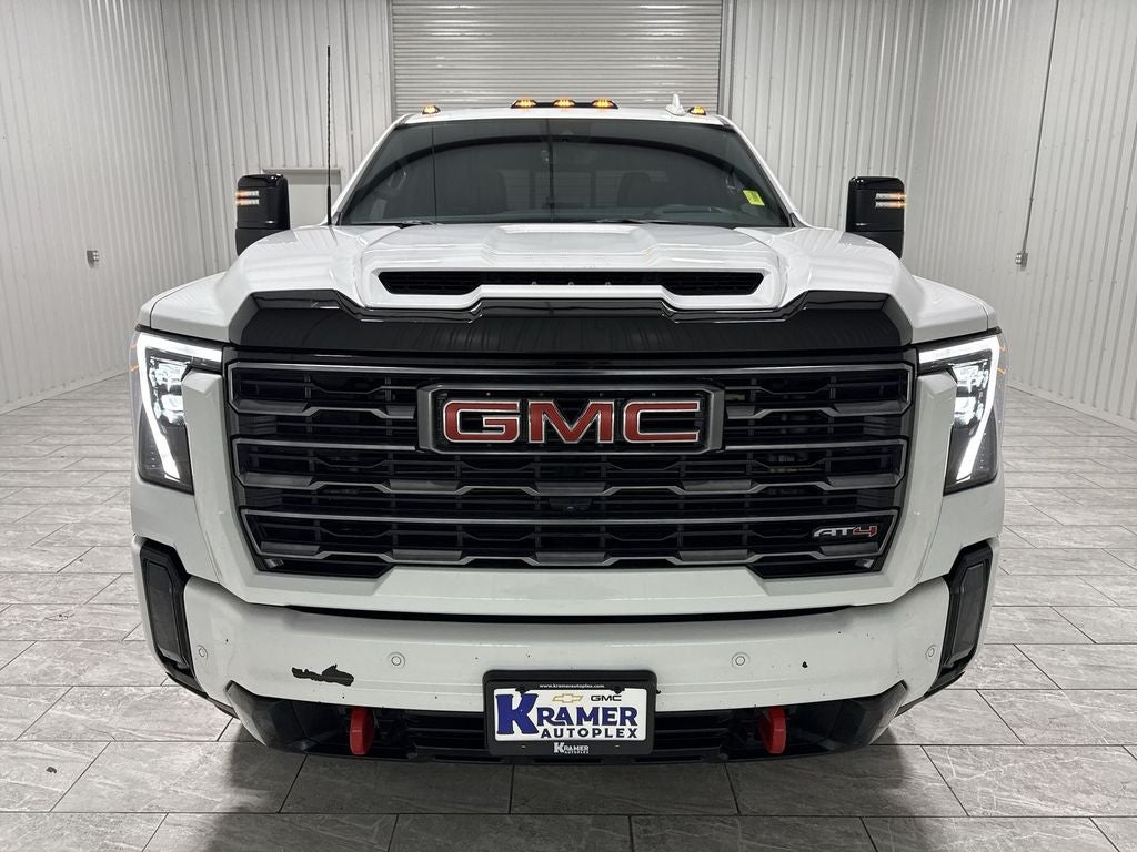 2024 GMC Sierra 2500HD 4WD Crew Cab Standard Bed AT4