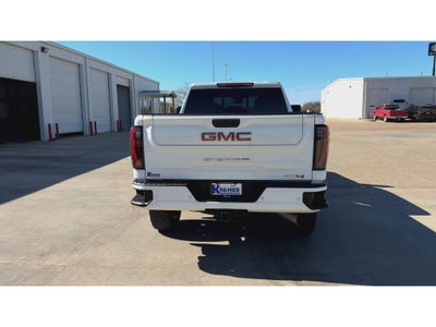2024 GMC Sierra 2500HD 4WD Crew Cab Standard Bed AT4