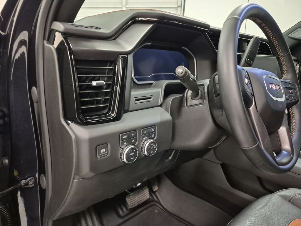 2024 GMC Sierra 2500HD 4WD Crew Cab Standard Bed AT4