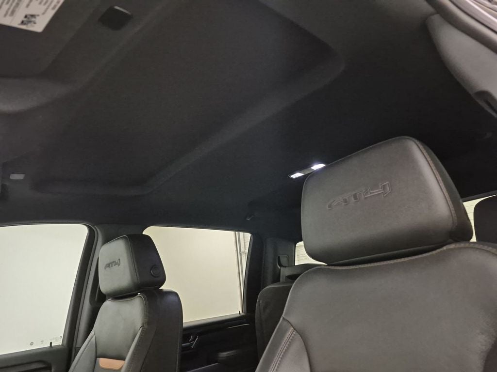 2024 GMC Sierra 2500HD 4WD Crew Cab Standard Bed AT4