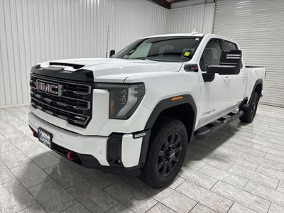 2025 GMC Sierra 2500HD 4WD Crew Cab Standard Bed AT4
