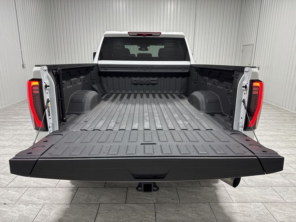 2025 GMC Sierra 2500HD 4WD Crew Cab Standard Bed AT4