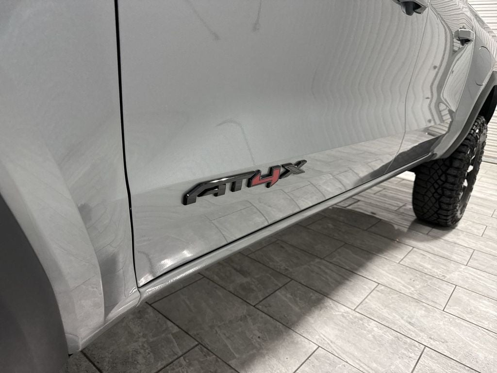 2024 GMC Canyon 4WD AT4X