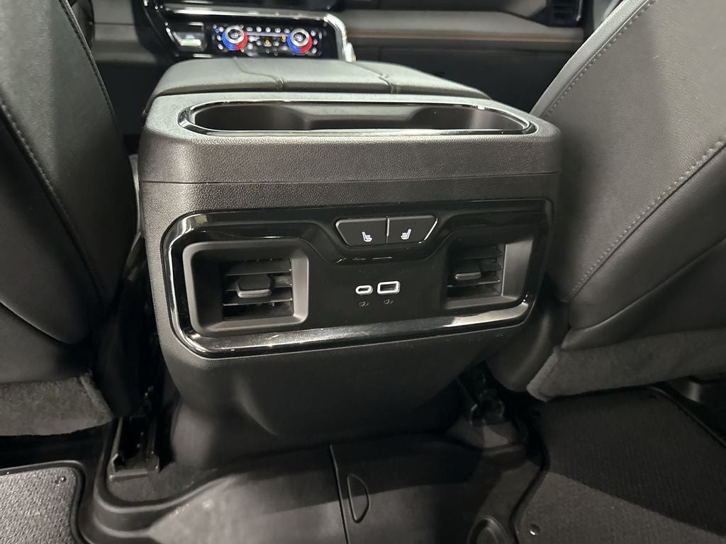 2023 GMC Sierra 1500 4WD Crew Cab Short Box AT4