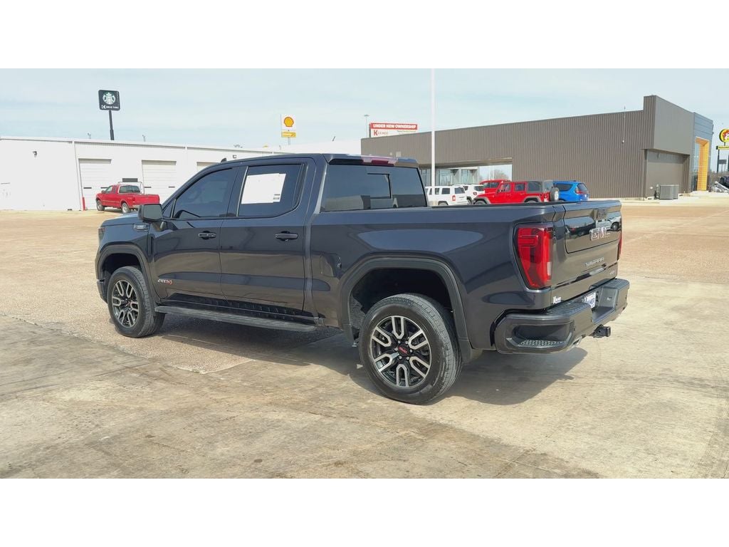 2023 GMC Sierra 1500 4WD Crew Cab Short Box AT4