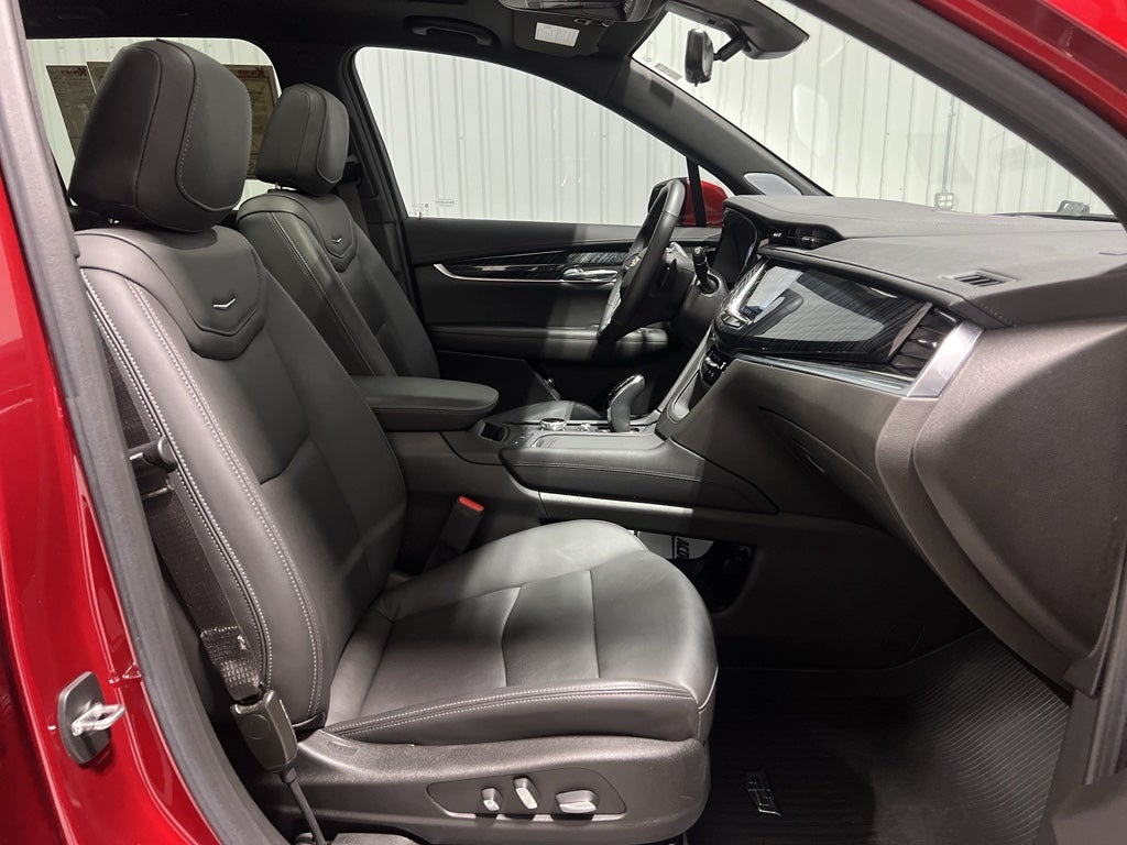 2024 Cadillac XT6 FWD Premium Luxury