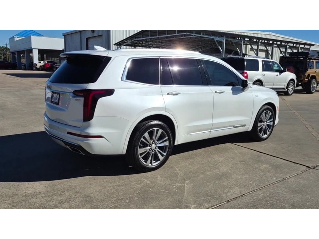 2024 Cadillac XT6 FWD Premium Luxury