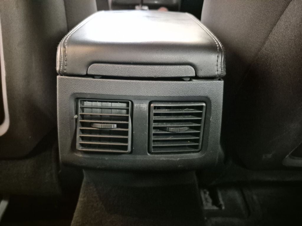 2014 Dodge Challenger SRT8 Core